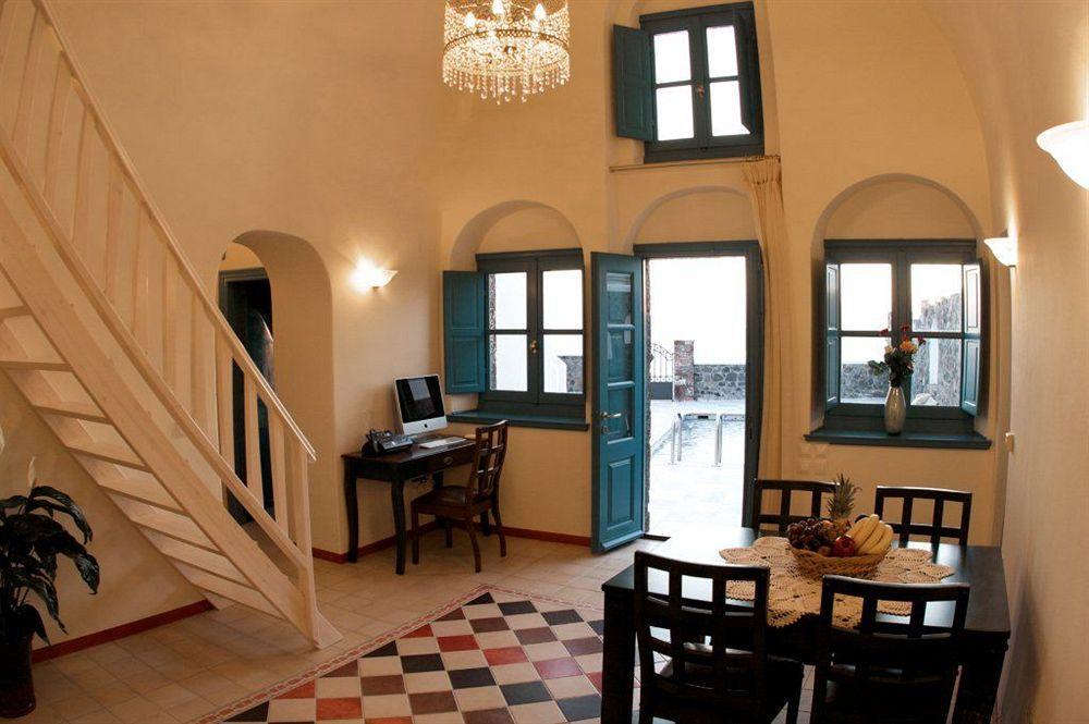 Santorini Luxury Villas Fira  Bagian luar foto