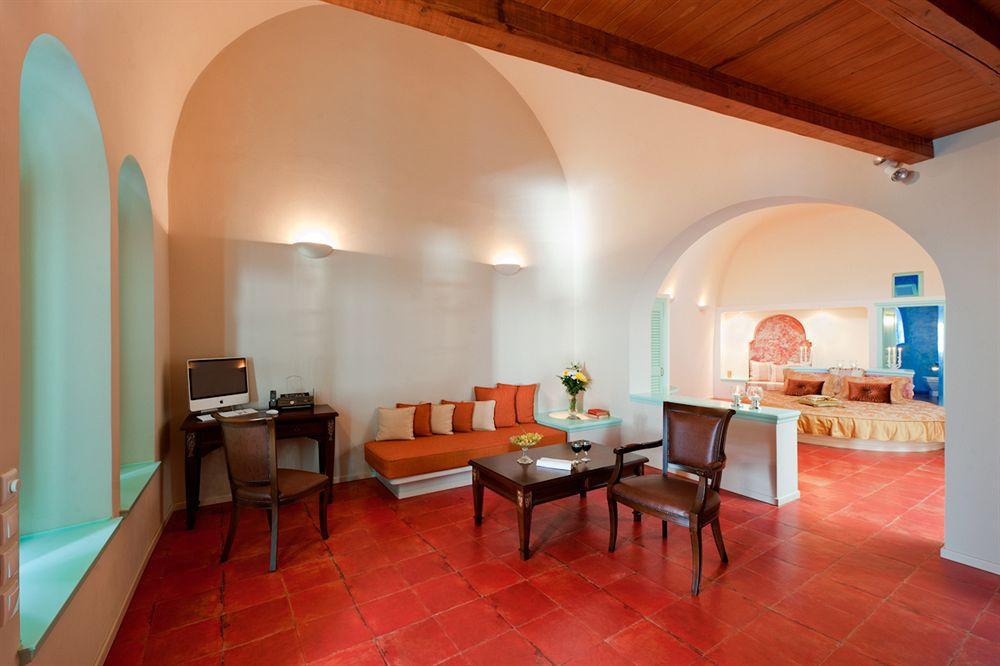 Santorini Luxury Villas Fira  Bagian luar foto